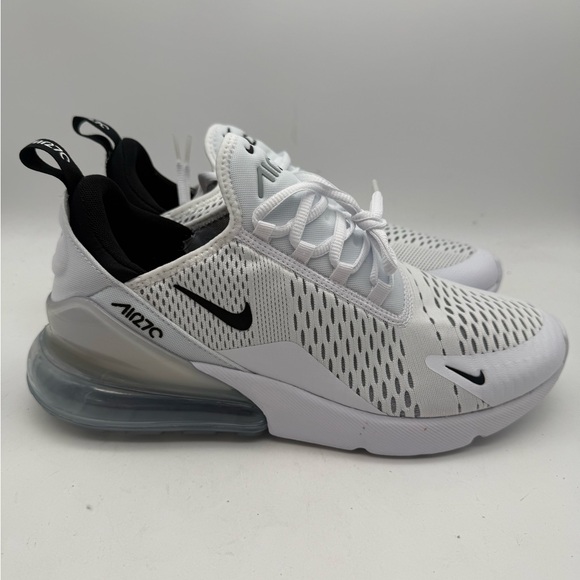 BRAND NEW Mens Size 10 Nike Air Max 270 Low White Black Sneakers AH8050 100 - Picture 2 of 8